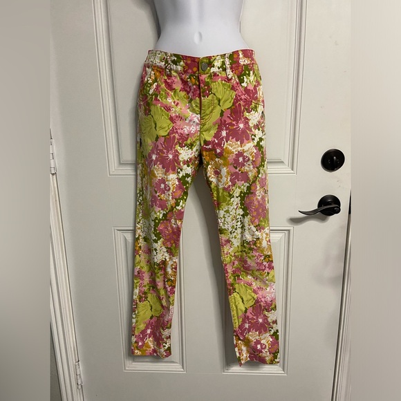 MASTER BUNNY EDITION Pastel Floral Tapered Leg Pants - Picture 2 of 15